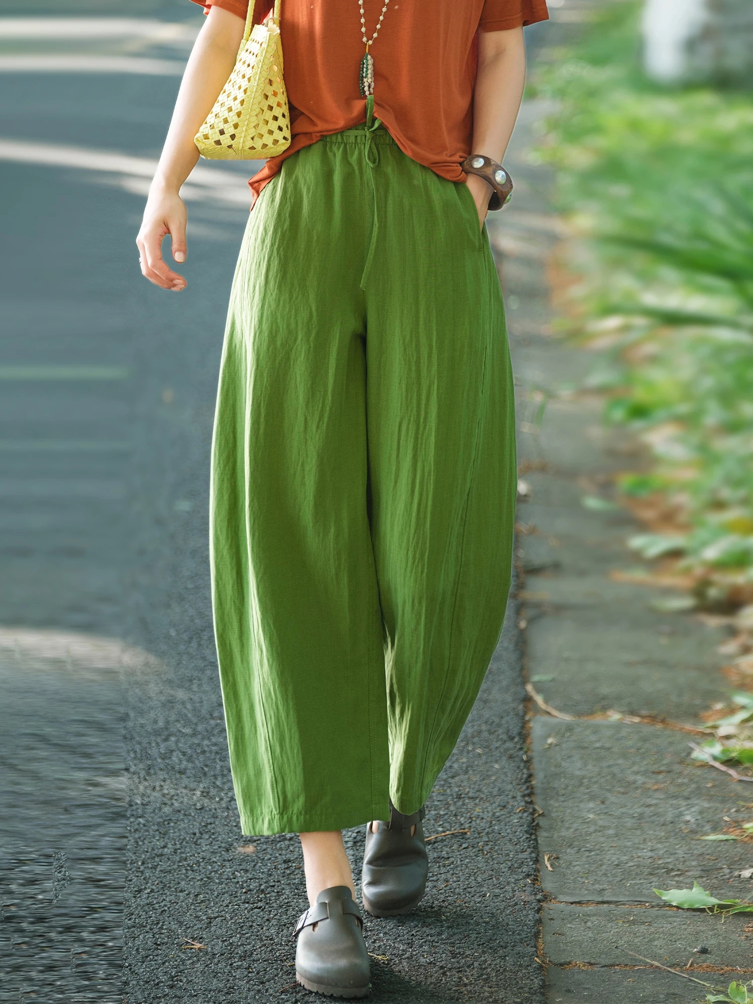 Loose Fit Casual Pants Women's Elastic Waist RAYON LINEN Blend Nine-Tenths Trousers by Xiao Er Production
Loose Fit Casual Pants Women's Elastic Waist RAYON LINEN Blend Nine-Tenths Trousers by Xiao Er Production