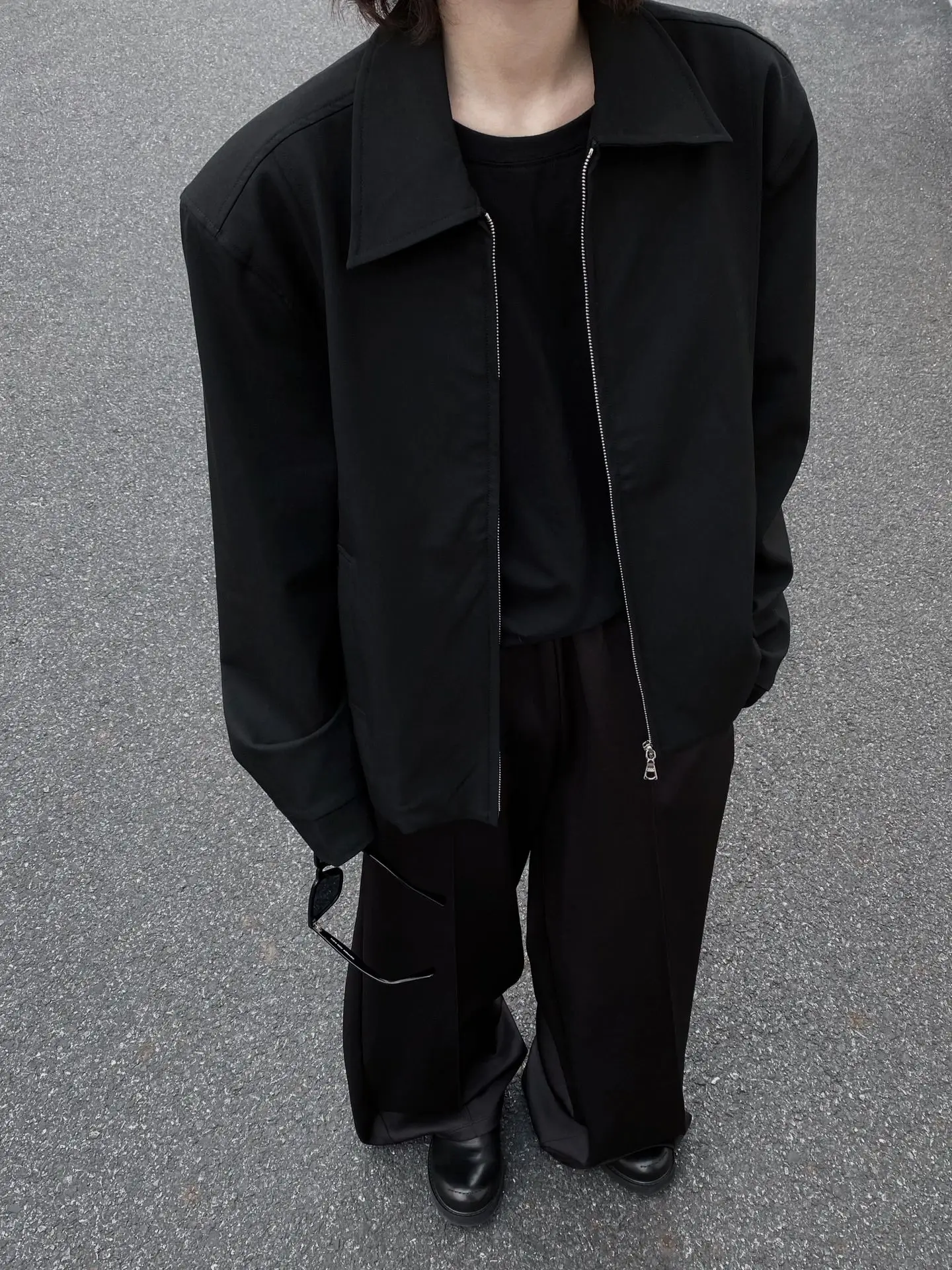 Bla Cleanfit oulder Pad ort Jaet Men's Trendy High-End Sle Autumn Young Adstrative Coat for Civil Servants
Bla Cleanfit oulder Pad ort Jaet Men's Trendy High-End Sle Autumn Young Adstrative Coat for Civil Servants