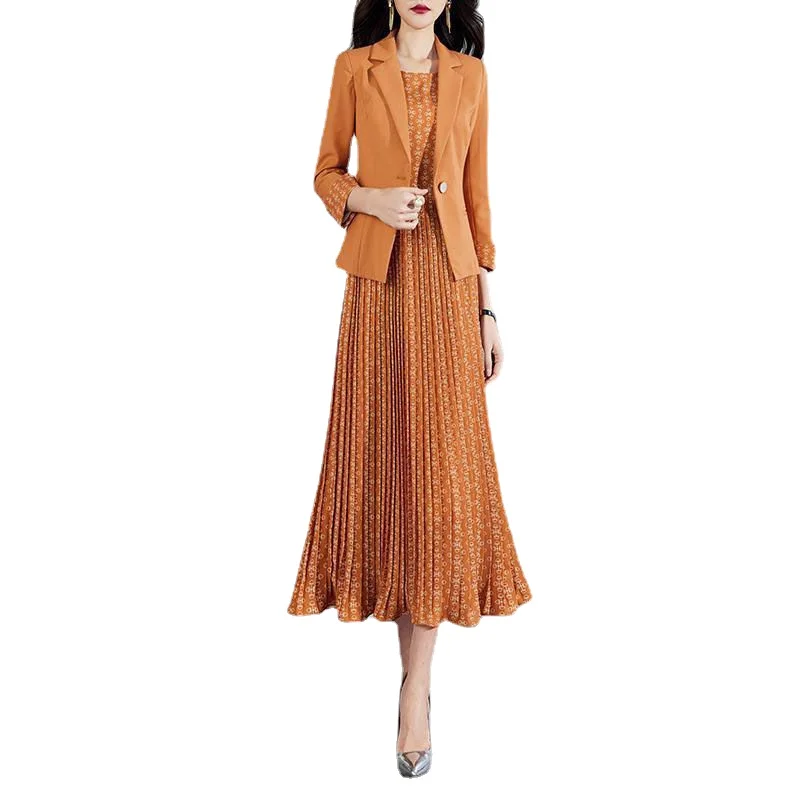 Temperament small suit jacket women's chiffon pleated dress suit commuting 2022 new spring two-piece suit
Temperament small suit jacket women's chiffon pleated dress suit commuting 2022 new spring two-piece suit