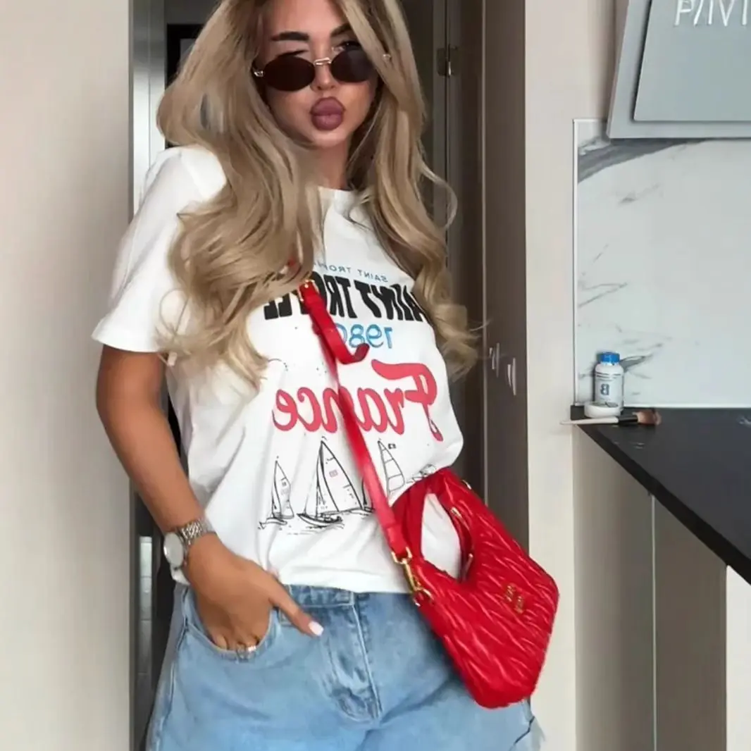 2025 Summer 100% Pure Cotton Short-sleeved Shirt, European and American Style Ins Style Street Fashion, Individual Oversized Top 
2025 Summer 100% Pure Cotton Short-sleeved Shirt, European and American Style Ins Style Street Fashion, Individual Oversized Top