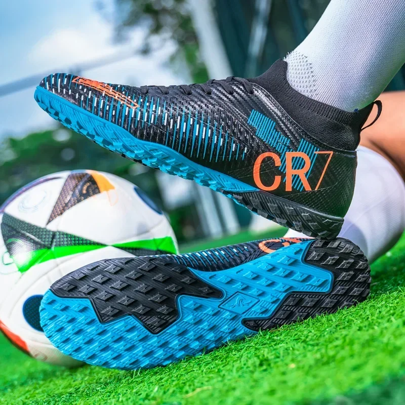 2026 New Top Low Student Football Shoes with Long And Broken Pins for Training And Matches Professional Youth Sports Shoes CR7
2026 New Top Low Student Football Shoes with Long And Broken Pins for Training And Matches Professional Youth Sports Shoes CR7