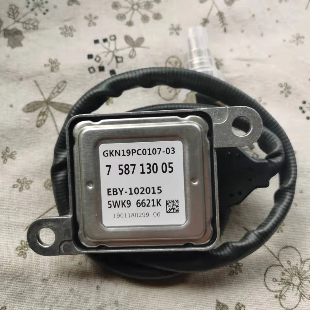 5WK96621K Wholesale Nox Sensor N43 For BMW E81 E82 E87 E88 E90 E91 E92 E93 LCI N43 116i 118i 120i,316i 318i 320i 758713005
5WK96621K Wholesale Nox Sensor N43 For BMW E81 E82 E87 E88 E90 E91 E92 E93 LCI N43 116i 118i 120i,316i 318i 320i 758713005
