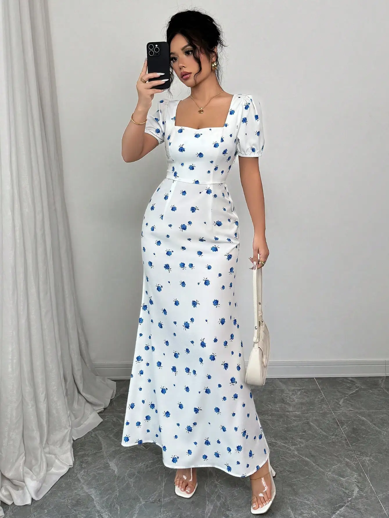 Women Square Neck Puff Sleeve Floral Print Midi Dress
Women Square Neck Puff Sleeve Floral Print Midi Dress