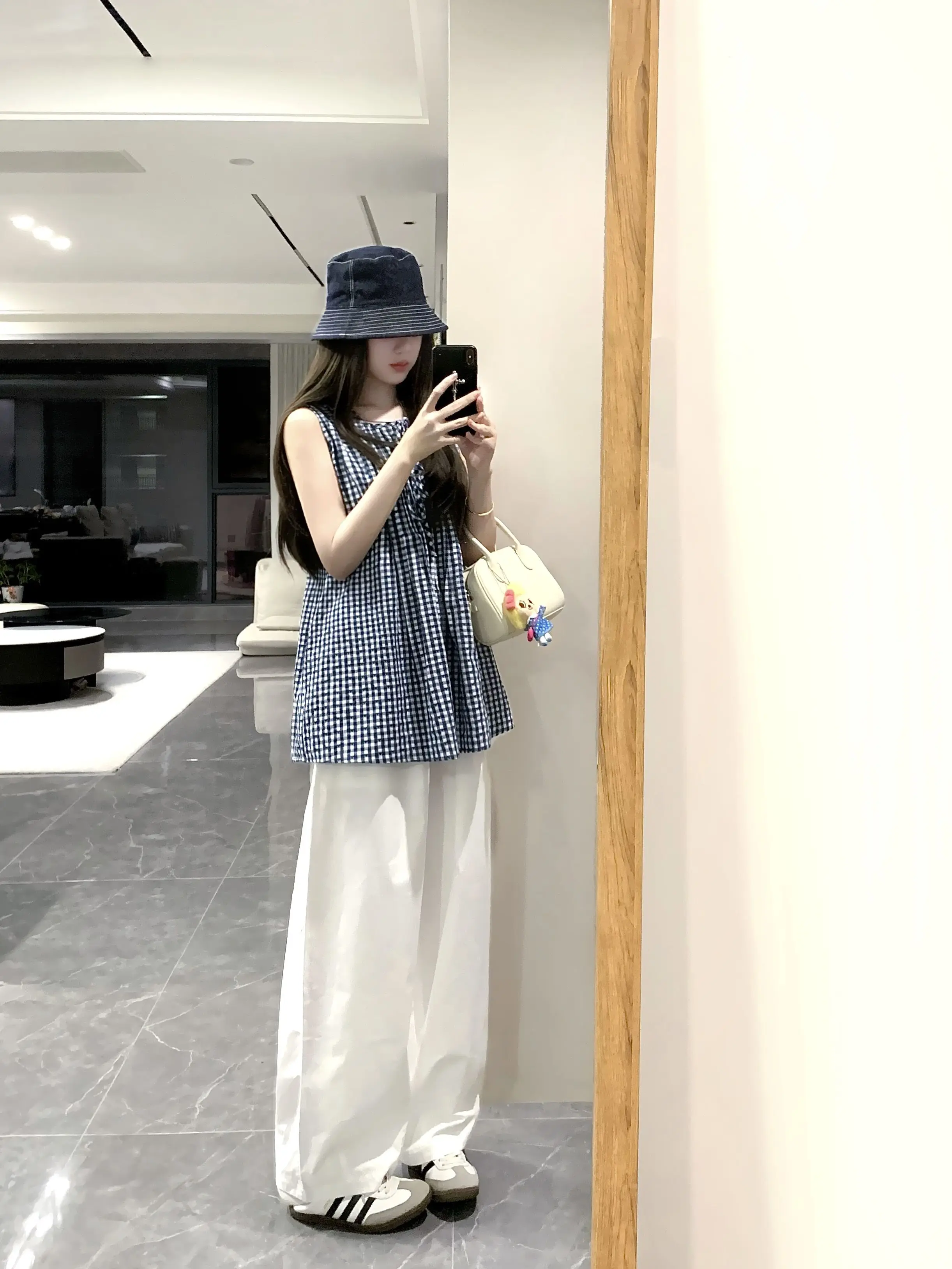 Summer Vintage Plaid Sleeveless Top And Wide Leg Pants Two Piece Set Women's Fashion Ensemble Breathable Lightweight Polyester
Summer Vintage Plaid Sleeveless Top And Wide Leg Pants Two Piece Set Women's Fashion Ensemble Breathable Lightweight Polyester