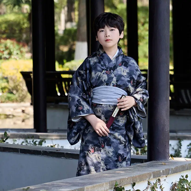 2026 New Boys Traditional Japanese Bbay Children Kimono Robe With Belt Kids Dragon Print Stage Performance Costume Cosplay
2026 New Boys Traditional Japanese Bbay Children Kimono Robe With Belt Kids Dragon Print Stage Performance Costume Cosplay
