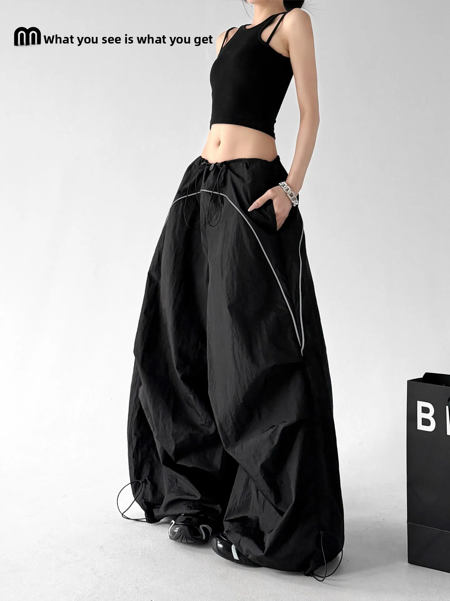Cool Fashionable Women's Cargo Pants Summer 2026 Loose High Waist Wide Leg Casual Pants Trendy Loose Fit Trousers for Tall Women
Cool Fashionable Women's Cargo Pants Summer 2026 Loose High Waist Wide Leg Casual Pants Trendy Loose Fit Trousers for Tall Women