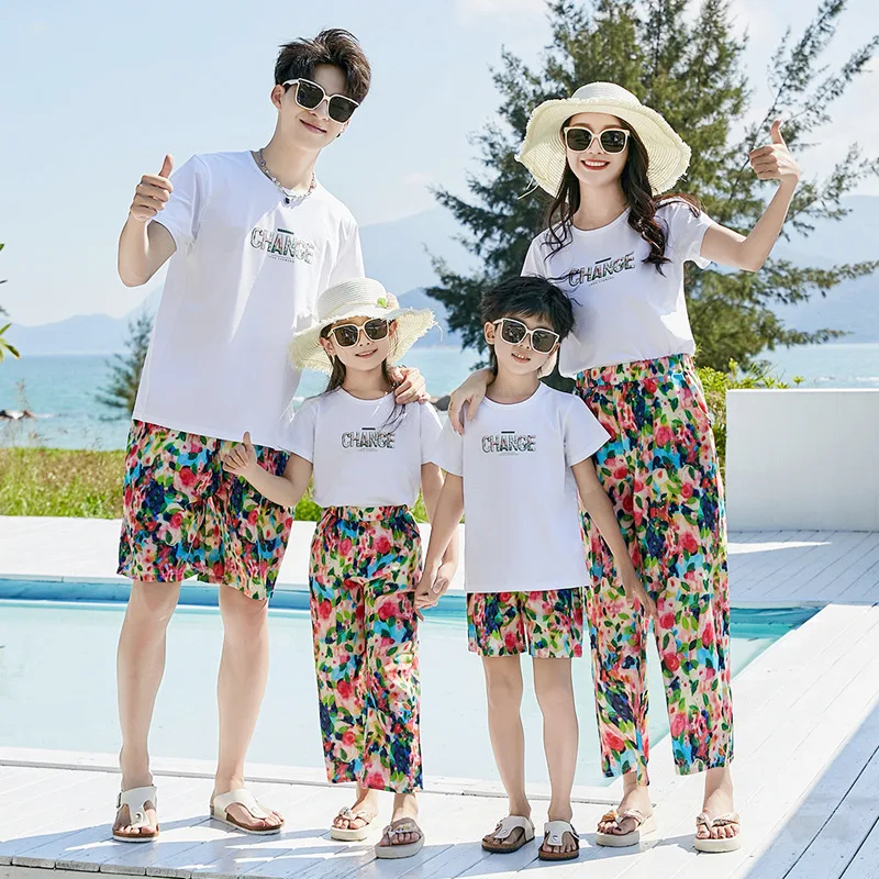 Beach Ware Clothes for Family Shirts Set Vacation Long Mother and Daughter Blue Dress for The Sea Resorts Look Father Son Outfit
Beach Ware Clothes for Family Shirts Set Vacation Long Mother and Daughter Blue Dress for The Sea Resorts Look Father Son Outfit