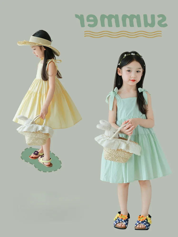 Girl's Halter Dresses Summer Fashion Simple Solid Color Lace-Up Halter Dresses for 3-8 Years Middle and Small Children Dresses
Girl's Halter Dresses Summer Fashion Simple Solid Color Lace-Up Halter Dresses for 3-8 Years Middle and Small Children Dresses