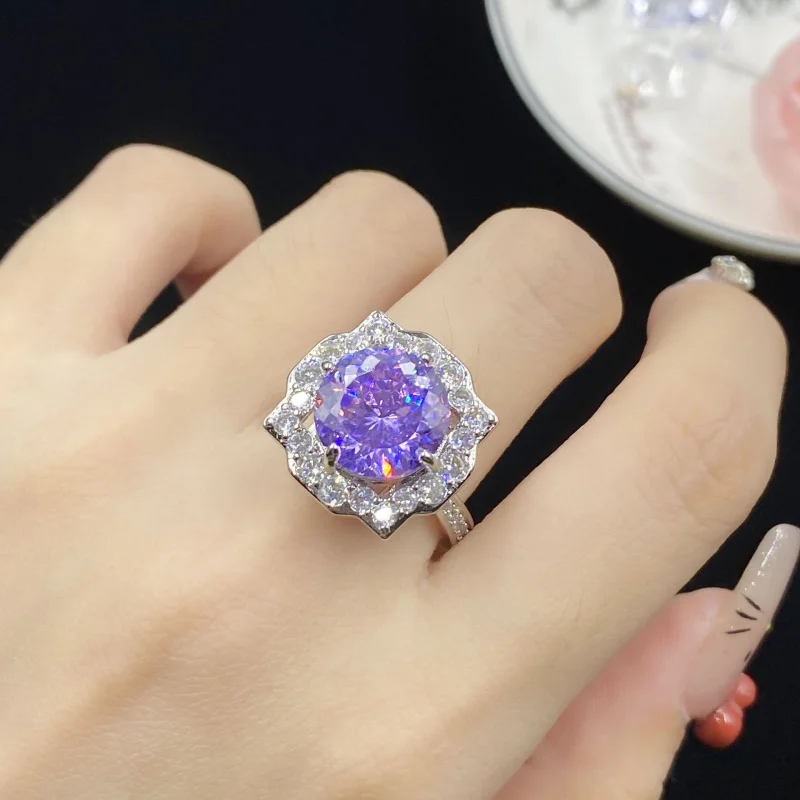 5 Carat Starry Sky Cut Purple Zirconia Fluorescent Color-Changing Full Diamond Necklace Pendant Light Luxury Open Ring Set
5 Carat Starry Sky Cut Purple Zirconia Fluorescent Color-Changing Full Diamond Necklace Pendant Light Luxury Open Ring Set