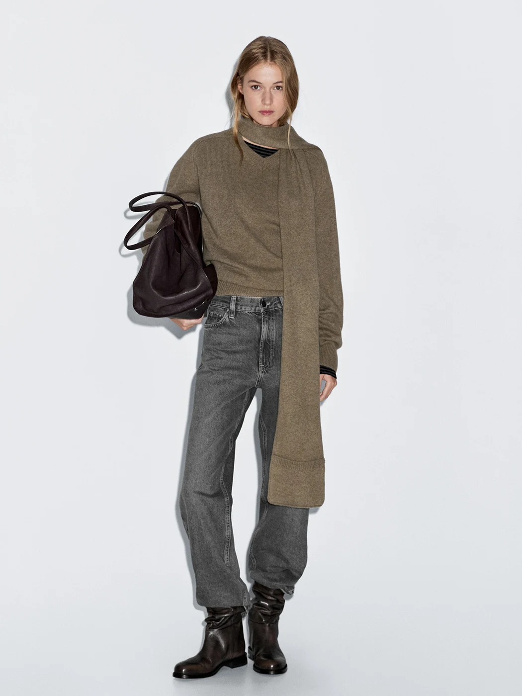 Faionable Knitted Sweater Wool Scarf Collar Commute Design Autumn Winter New Arrival Women's Loose Fit French Sle Knitwear
Faionable Knitted Sweater Wool Scarf Collar Commute Design Autumn Winter New Arrival Women's Loose Fit French Sle Knitwear