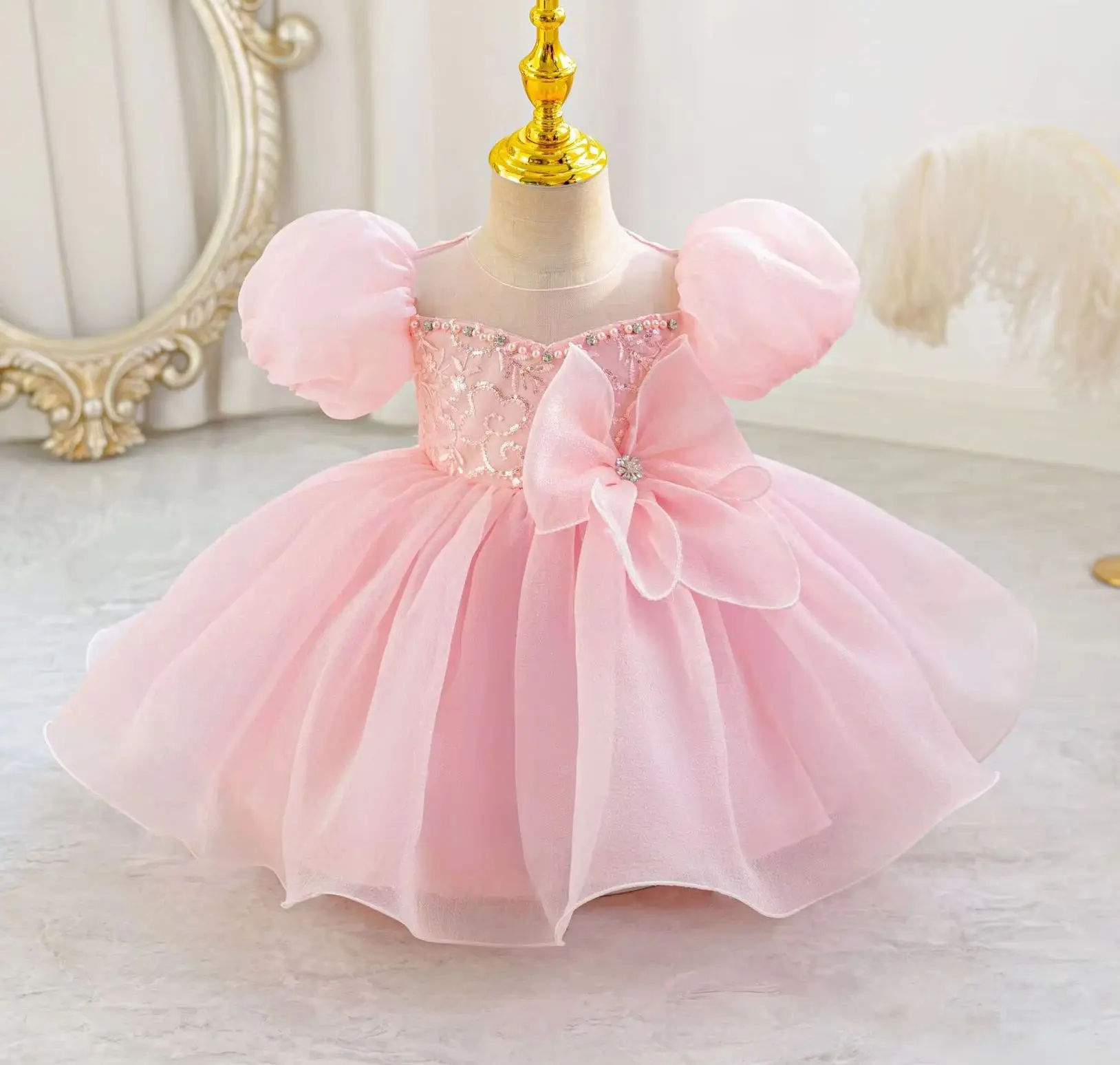 2026 Baby Girl 1st Birthday Party Dress Pearls Vintage Girls' Princess Dresses Puffy Child Clothing
2026 Baby Girl 1st Birthday Party Dress Pearls Vintage Girls' Princess Dresses Puffy Child Clothing