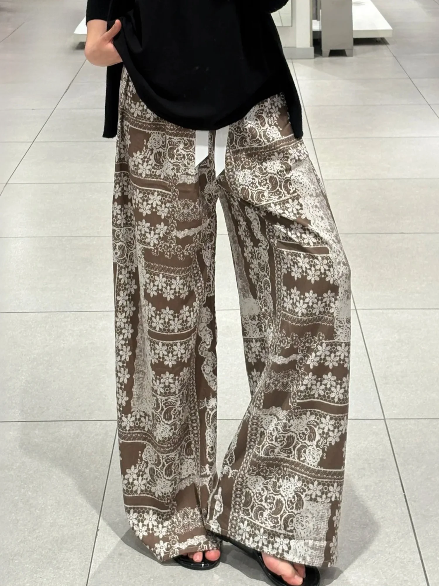 Floral Print Silk Cotton Pants Women's Summer Thin Casual Home Sleepwear Mosquito Repellent Wide Leg Pants Cool Sensation
Floral Print Silk Cotton Pants Women's Summer Thin Casual Home Sleepwear Mosquito Repellent Wide Leg Pants Cool Sensation