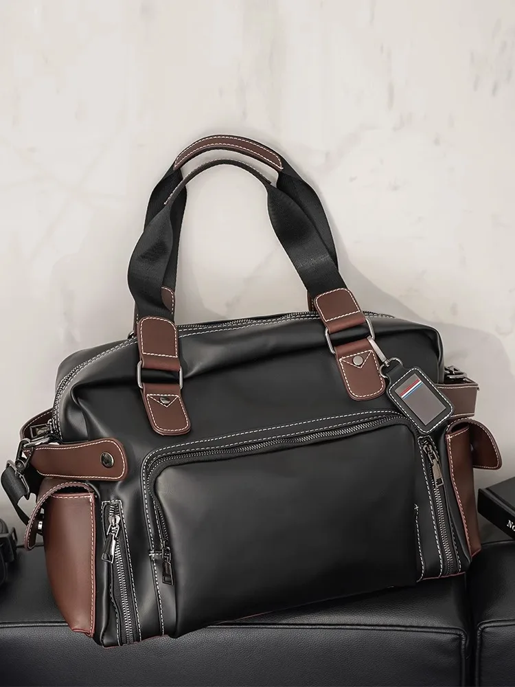 Новая мужская сумка-мессенджер 2025 года в стиле ретро, большая вместительная дорожная сумка через плечо, европейская модная повседневная сумка из чистой кожи
Новая мужская сумка-мессенджер 2025 года в стиле ретро, большая вместительная дорожная сумка через плечо, европейская модная повседневная сумка из чистой кожи