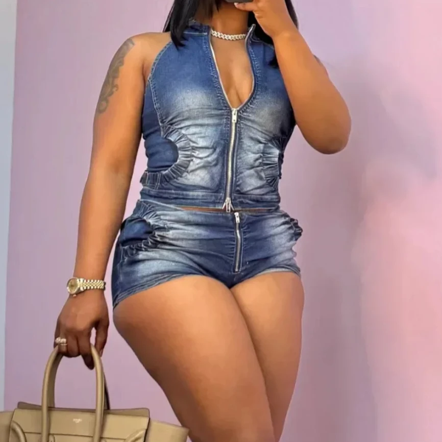 Denim Shorts Women Suit 2 Piece Sets Sexy Vest Top Sleeveless Matching Sets Zipper Fly Jeans Short Pants Outfits Streetwear 2025
Denim Shorts Women Suit 2 Piece Sets Sexy Vest Top Sleeveless Matching Sets Zipper Fly Jeans Short Pants Outfits Streetwear 2025