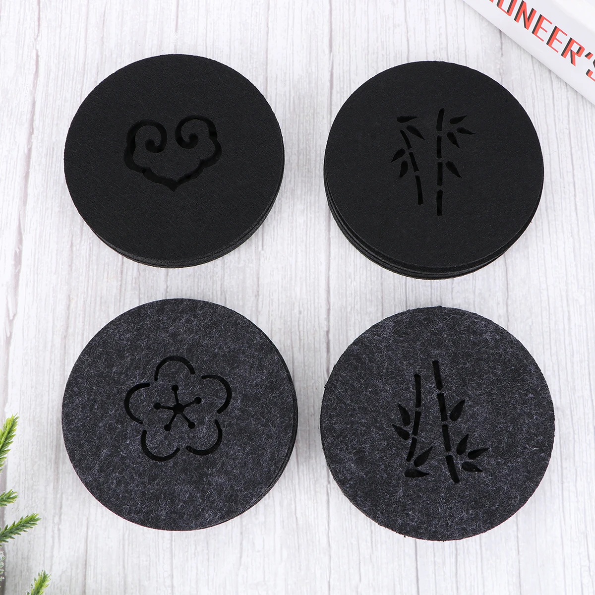 20 Pcs Water absorb Coaster Skidproof Pad Anti Mat Drink Coasters Table Protection Classic Design Hemp Material
20 Pcs Water absorb Coaster Skidproof Pad Anti Mat Drink Coasters Table Protection Classic Design Hemp Material