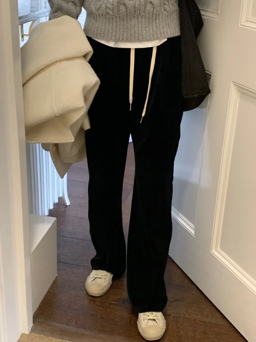 Smoid Fleece Lined Casual Universal Pure Color Straight Leg Sports Pants Elastic Waist Long Trousers for Women Winter 2024
Smoid Fleece Lined Casual Universal Pure Color Straight Leg Sports Pants Elastic Waist Long Trousers for Women Winter 2024