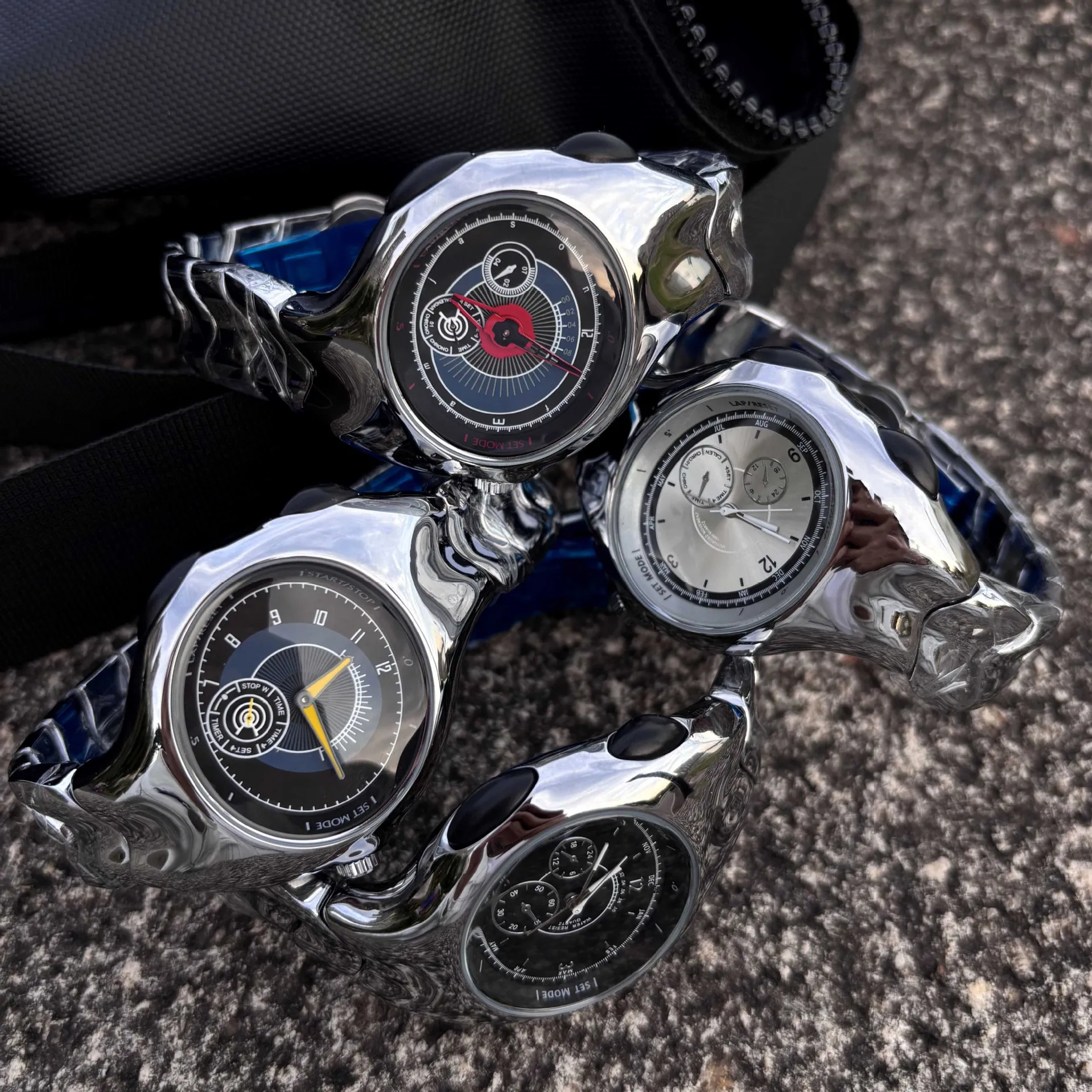 New Fashion Alien Unique Y2k Quartz Watch Mens Silver Dial Twisted Case Ellipse Special Blade Creative Design Steel Men Watch Clock
New Fashion Alien Unique Y2k Quartz Watch Mens Silver Dial Twisted Case Ellipse Special Blade Creative Design Steel Men Watch Clock