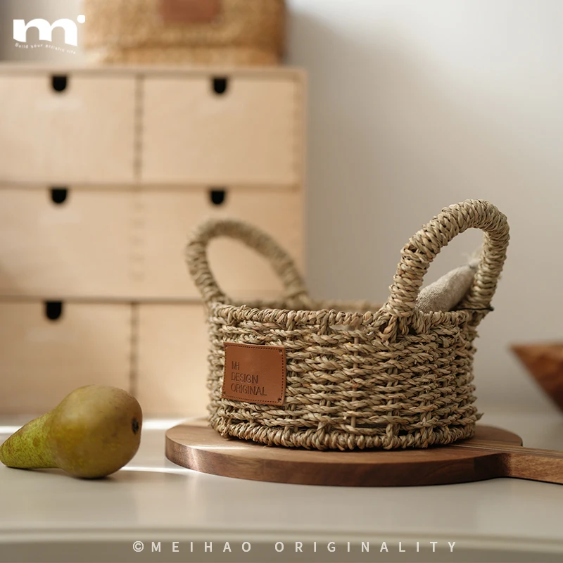 Japanese Style Seagrass Storage Basket with Handles, Boho Round Fruit Bin, Natural Woven Desk Organizer & Home Decor Gift Box
Japanese Style Seagrass Storage Basket with Handles, Boho Round Fruit Bin, Natural Woven Desk Organizer & Home Decor Gift Box