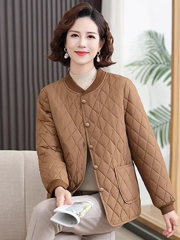 Lightweight ort Cotton Jaet for Women Faionable Autumn Winter New Sle Mommy Coat Warm Diamond Pattern Binned Cotton Vest
Lightweight ort Cotton Jaet for Women Faionable Autumn Winter New Sle Mommy Coat Warm Diamond Pattern Binned Cotton Vest