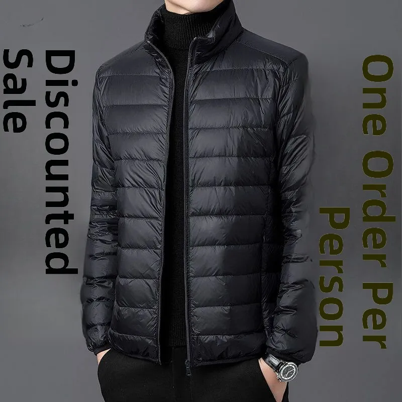 Lightweight Cotton Jacket Men's Autumn Winter Stand Collar Casual down Cotton Coat Hooded Short Style plus Size Thin Portable
Lightweight Cotton Jacket Men's Autumn Winter Stand Collar Casual down Cotton Coat Hooded Short Style plus Size Thin Portable