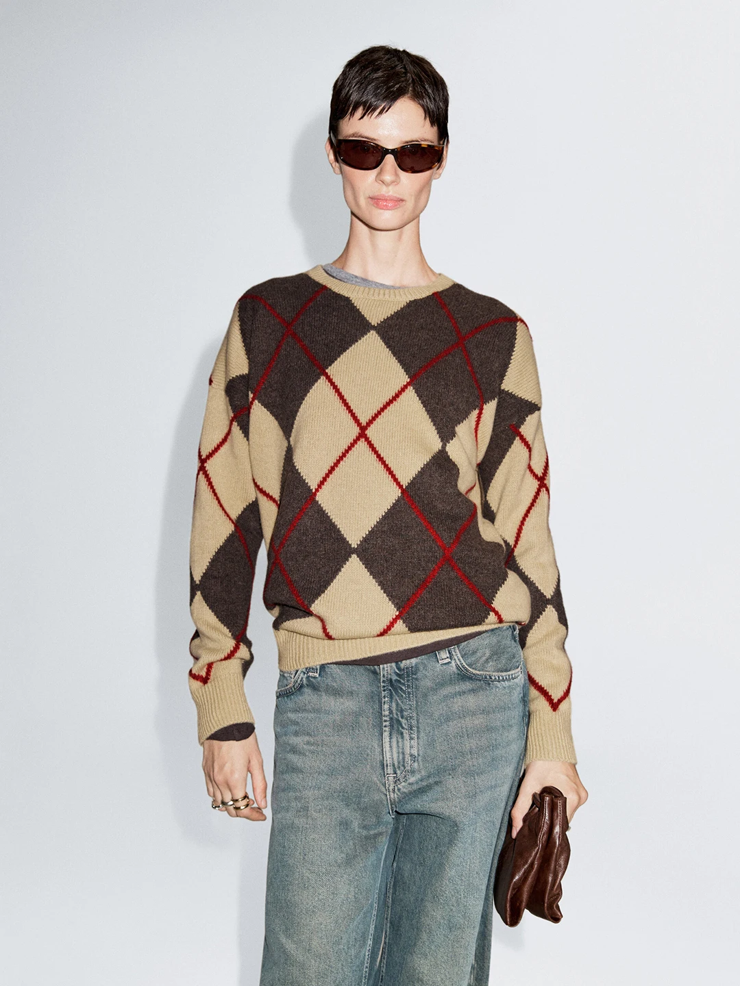 Мягкий вязаный свитер с длинными рукавами и круглым вырезом в стиле ретро, с ромбовидным узором, женский, осенний, модный, повседневный, свободного кроя, бренд MD
Мягкий вязаный свитер с длинными рукавами и круглым вырезом в стиле ретро, с ромбовидным узором, женский, осенний, модный, повседневный, свободного кроя, бренд MD