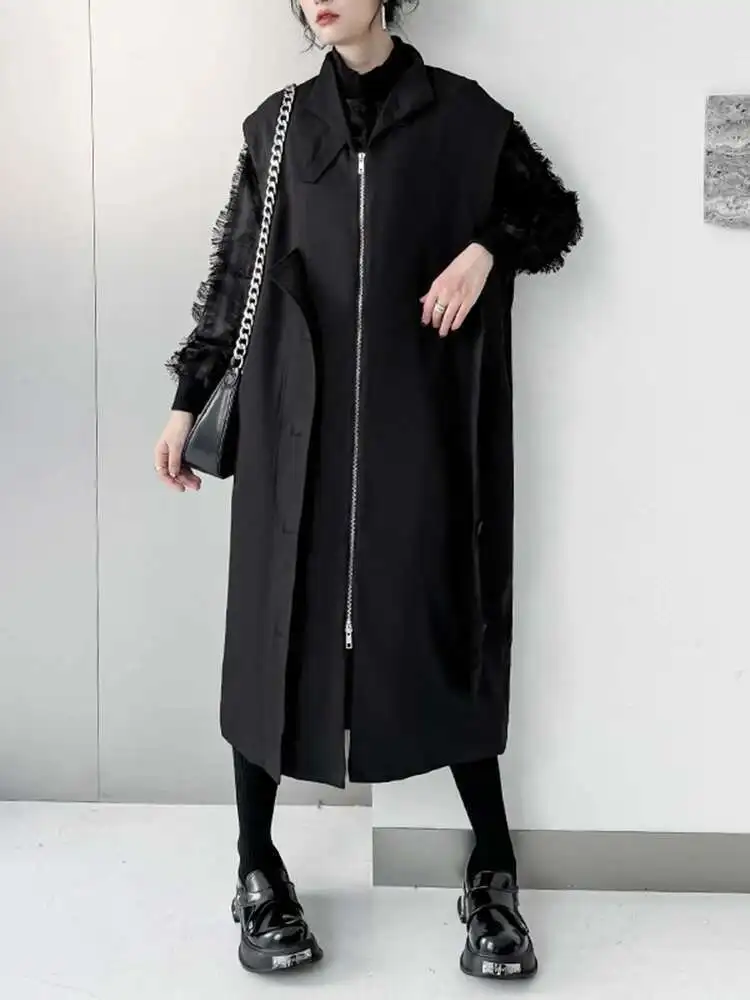 Women Black Button Spliced Big Size Long Elegant Vest New Lapel Sleeveless Fashion Tide Spring Autumn
Women Black Button Spliced Big Size Long Elegant Vest New Lapel Sleeveless Fashion Tide Spring Autumn