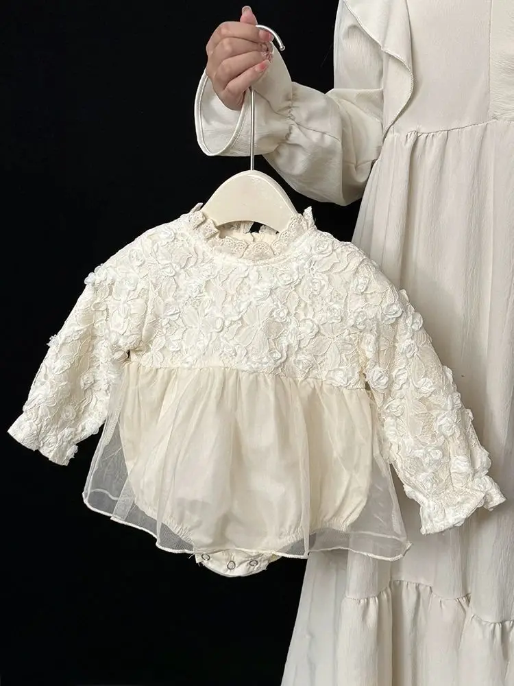 Baby Romper Spring Full Moon Baby Clothes Spring Fashionable Girl Baby One-Year-Old Mesh Bodysuit Spring Autumn
Baby Romper Spring Full Moon Baby Clothes Spring Fashionable Girl Baby One-Year-Old Mesh Bodysuit Spring Autumn