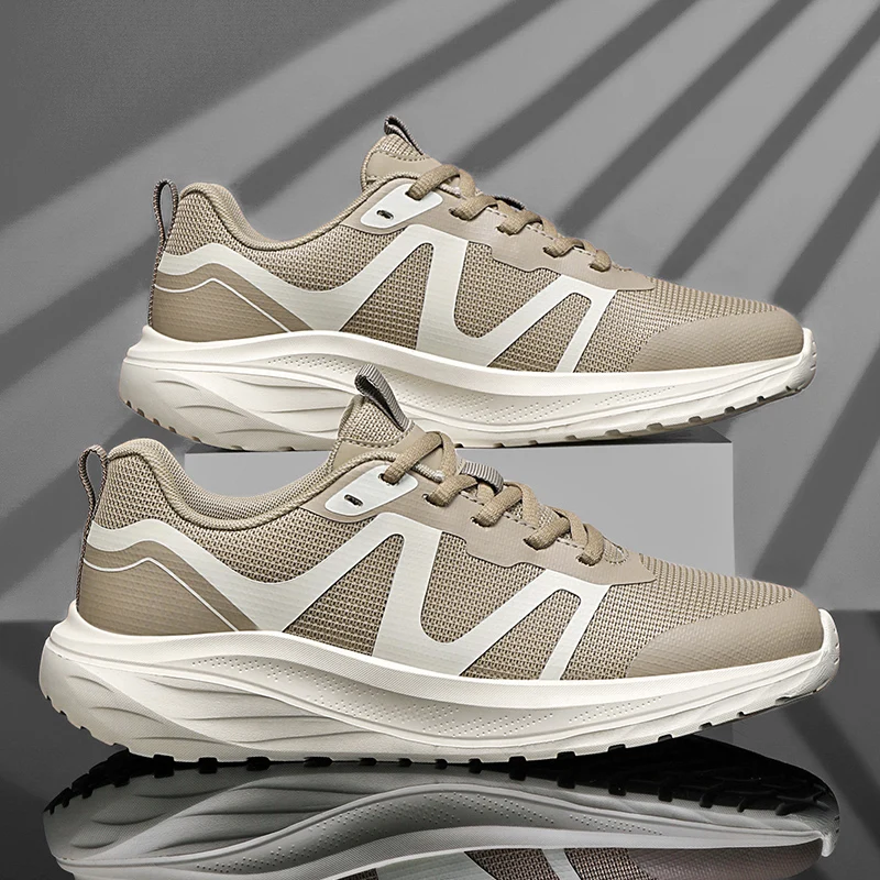 Spring and Summer Breathable and Comfortable Sports Casual Shoes for Men, Fashionable and Versatile Fitness and Walking Mesh Jog
Spring and Summer Breathable and Comfortable Sports Casual Shoes for Men, Fashionable and Versatile Fitness and Walking Mesh Jog