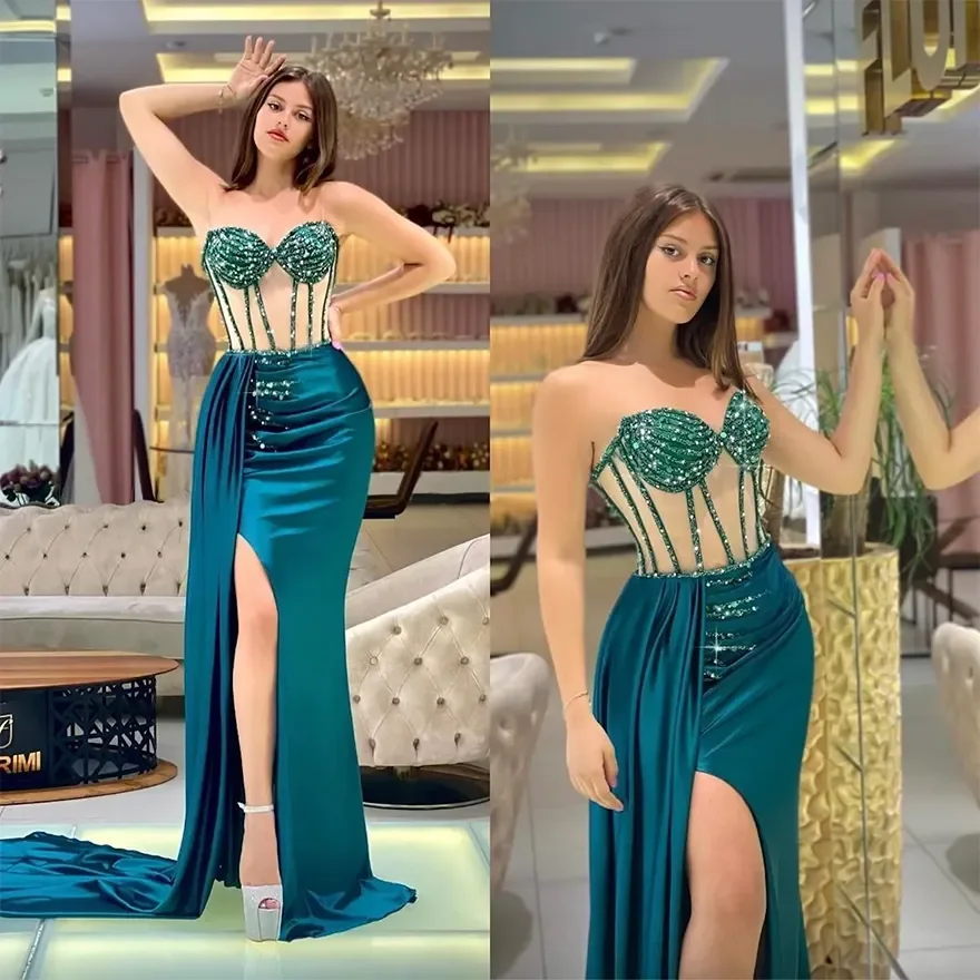 Роскошное платье для выпускного вечера с блестками и русалкой по индивидуальному заказу, сексуальное вечернее платье с открытой спиной и без рукавов с разрезом по бокам, расшитое бисером и пайетками
Роскошное платье для выпускного вечера с блестками и русалкой по индивидуальному заказу, сексуальное вечернее платье с открытой спиной и без рукавов с разрезом по бокам, расшитое бисером и пайетками