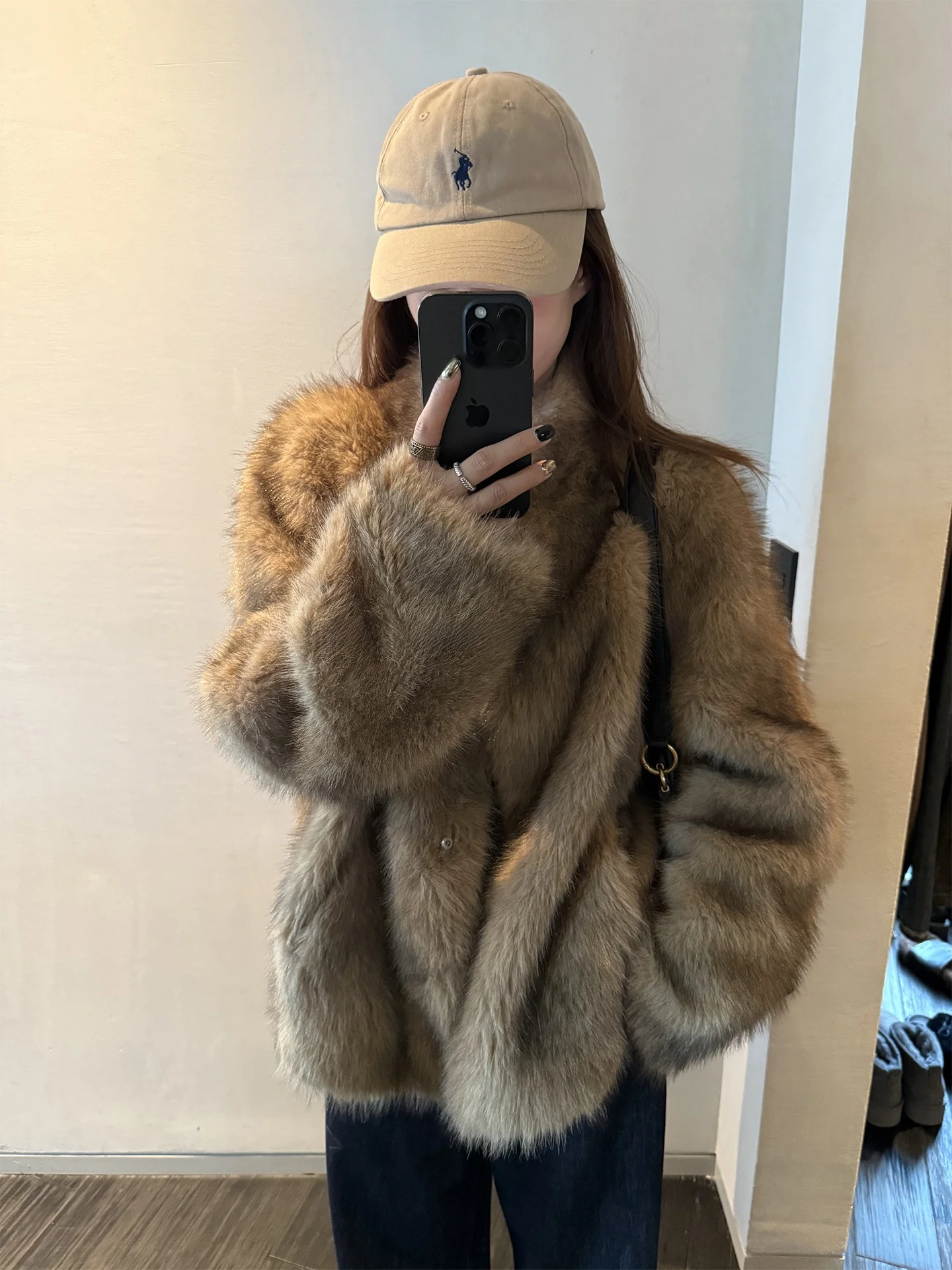 YOLO OP Gold-Plated Years Luxury Sensation Eco-Friendly Fur Women's Autumn Winter Inteated Leather And Fur Coat Warmth Yo...
YOLO OP Gold-Plated Years Luxury Sensation Eco-Friendly Fur Women's Autumn Winter Inteated Leather And Fur Coat Warmth Yo...