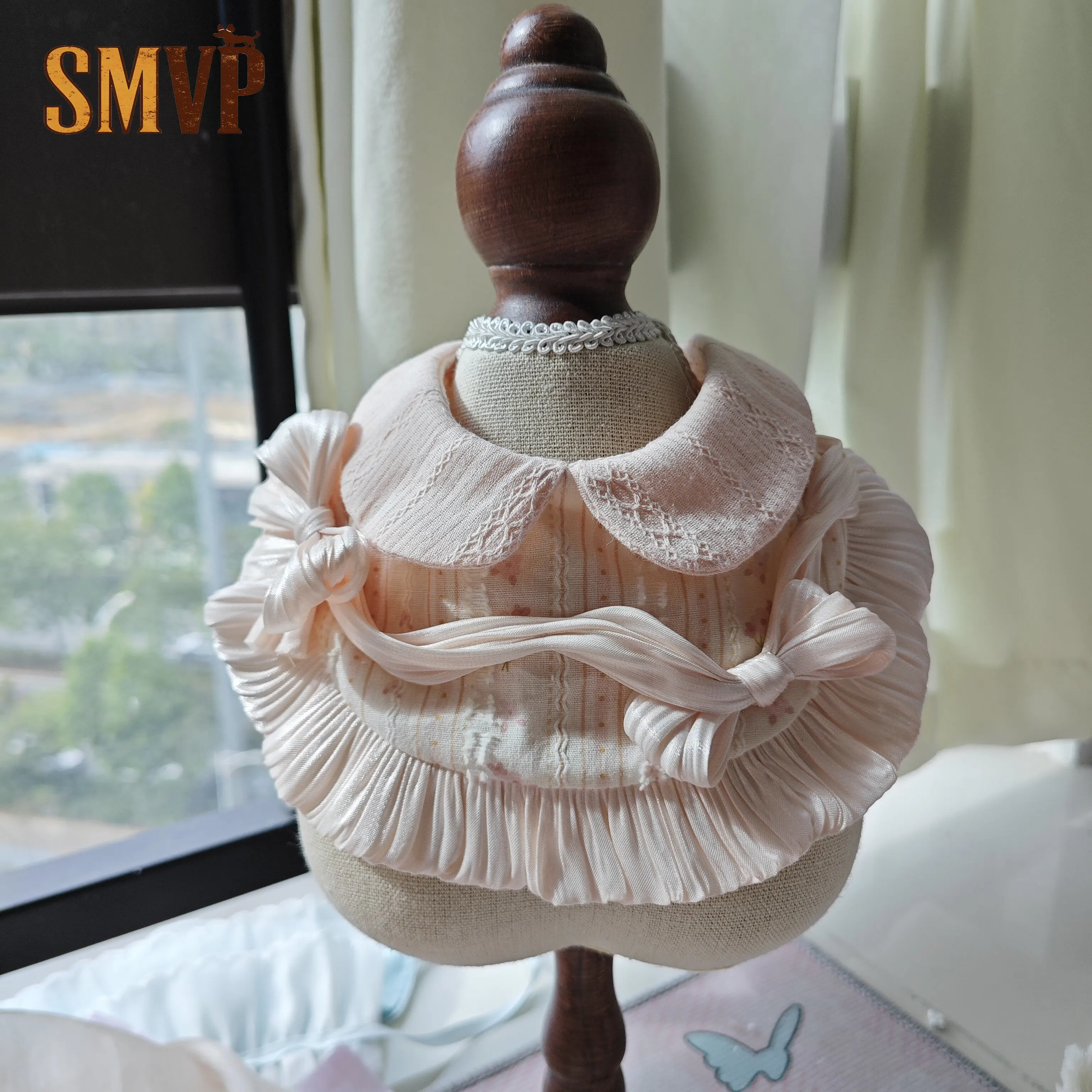 All Seasons Pink Lace Lotus Edge Bow Retro Elegant Style Pet Kitten Puppy Bib Can Be Paired with The Lolita Dress
All Seasons Pink Lace Lotus Edge Bow Retro Elegant Style Pet Kitten Puppy Bib Can Be Paired with The Lolita Dress
