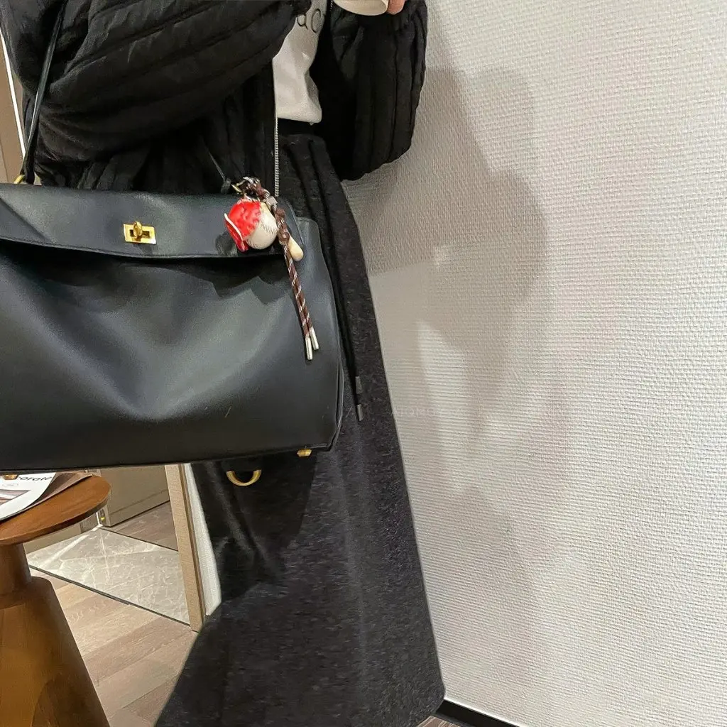 Dark Gray High Waist Drawstring Woolen Skirt for Women Straight A-Line Autumn Winter New Arrival F112408
Dark Gray High Waist Drawstring Woolen Skirt for Women Straight A-Line Autumn Winter New Arrival F112408