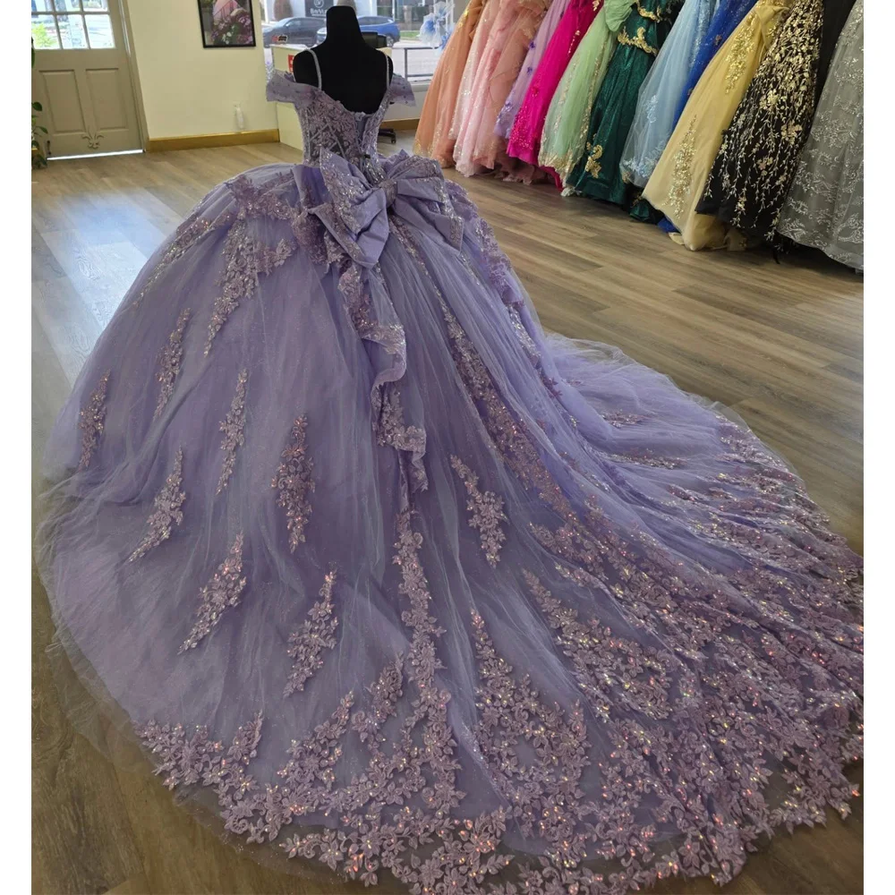 Princess Glitter Lilac Quinceanera Dress Ball Gown Lace Applique Beading Bow Corset Sweet 16 Vestido De 15 Anos Customized
Princess Glitter Lilac Quinceanera Dress Ball Gown Lace Applique Beading Bow Corset Sweet 16 Vestido De 15 Anos Customized