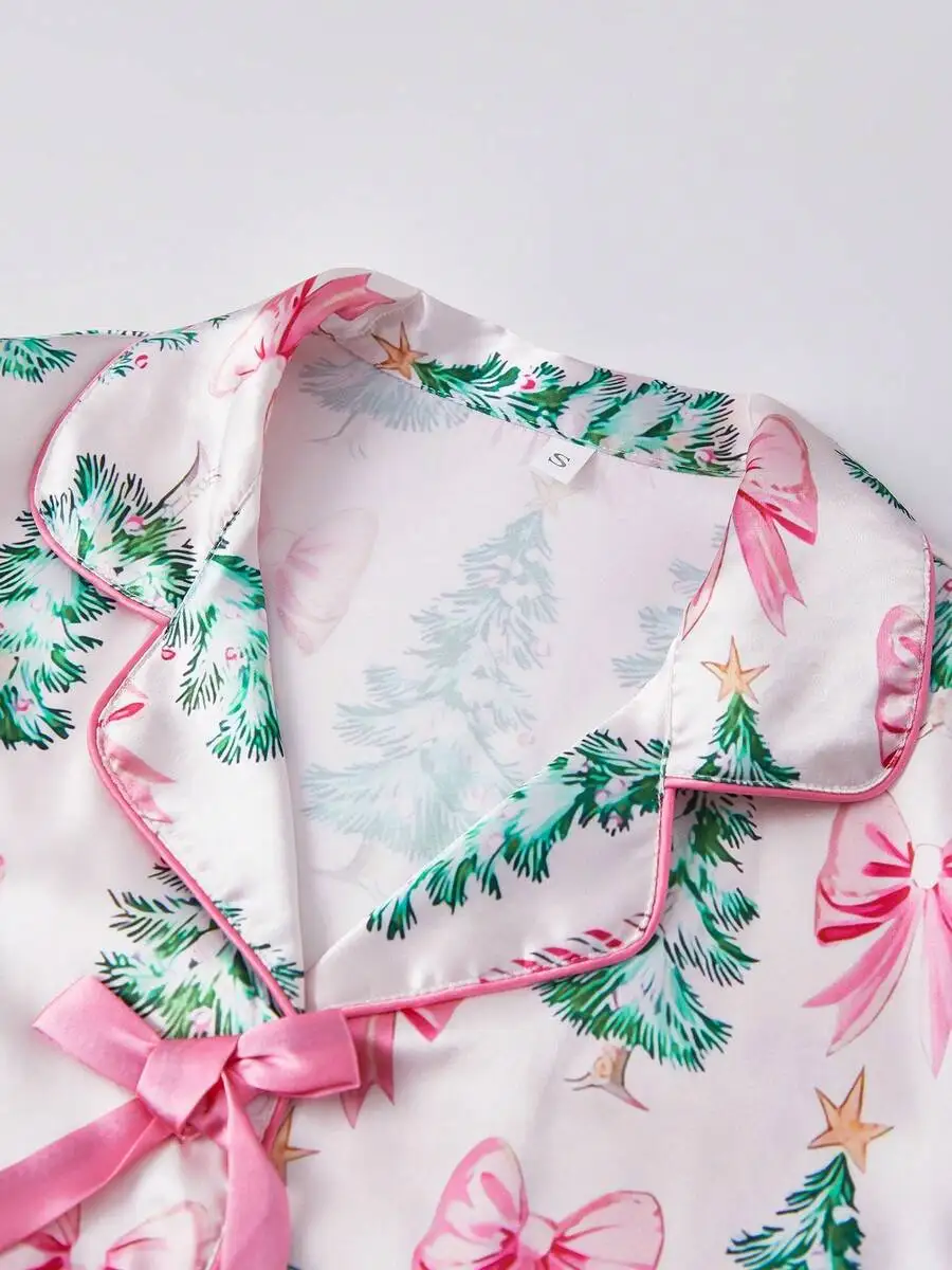 Christmas Bow Print Women Pajama Set V Neck Short Sleeve Top With Wide Leg Pants Soft Sleepwear Loungewear
Christmas Bow Print Women Pajama Set V Neck Short Sleeve Top With Wide Leg Pants Soft Sleepwear Loungewear