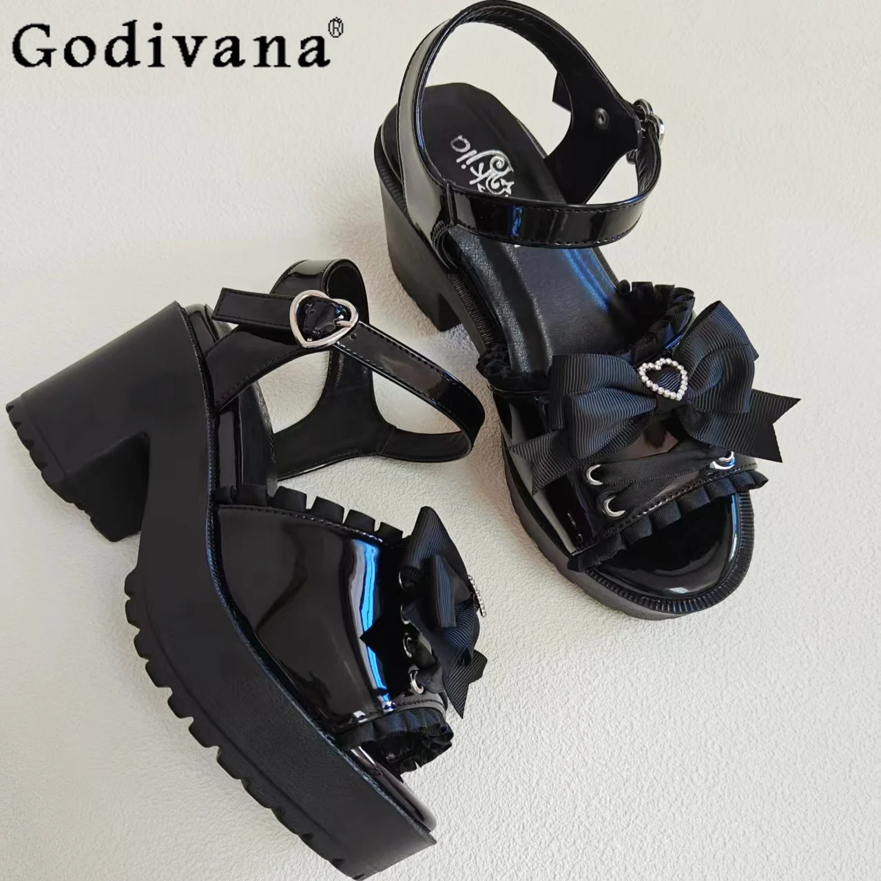 Japanese Original INS Trendy Cool Sweet Girl Bow High Heels Lolita Mining Series Mass Production Thick Heel Open-toed Sandals
Japanese Original INS Trendy Cool Sweet Girl Bow High Heels Lolita Mining Series Mass Production Thick Heel Open-toed Sandals