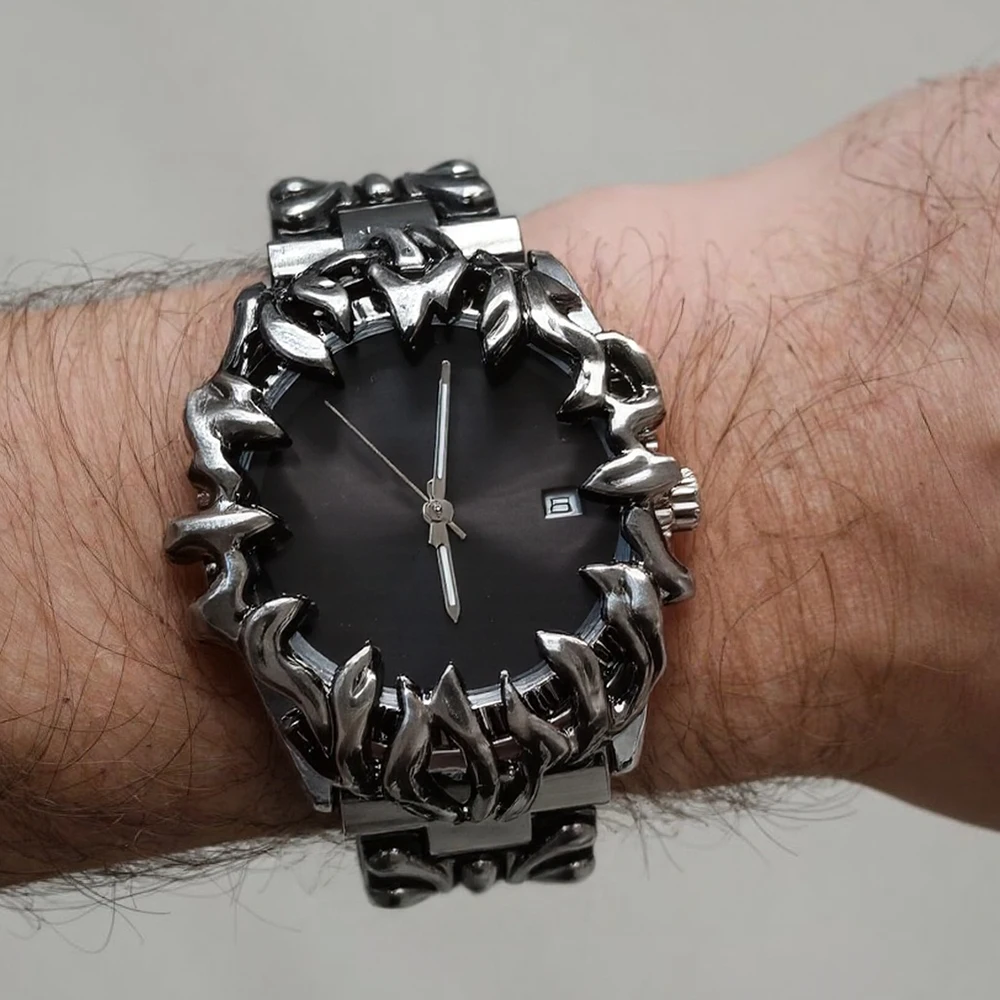 2025 Alabaster Industries Y2K Demon Claw Quartz Watch Men Hot Medieval Old Unique Creative Men's Watches Steel Watch AAA Clock
2025 Alabaster Industries Y2K Demon Claw Quartz Watch Men Hot Medieval Old Unique Creative Men's Watches Steel Watch AAA Clock