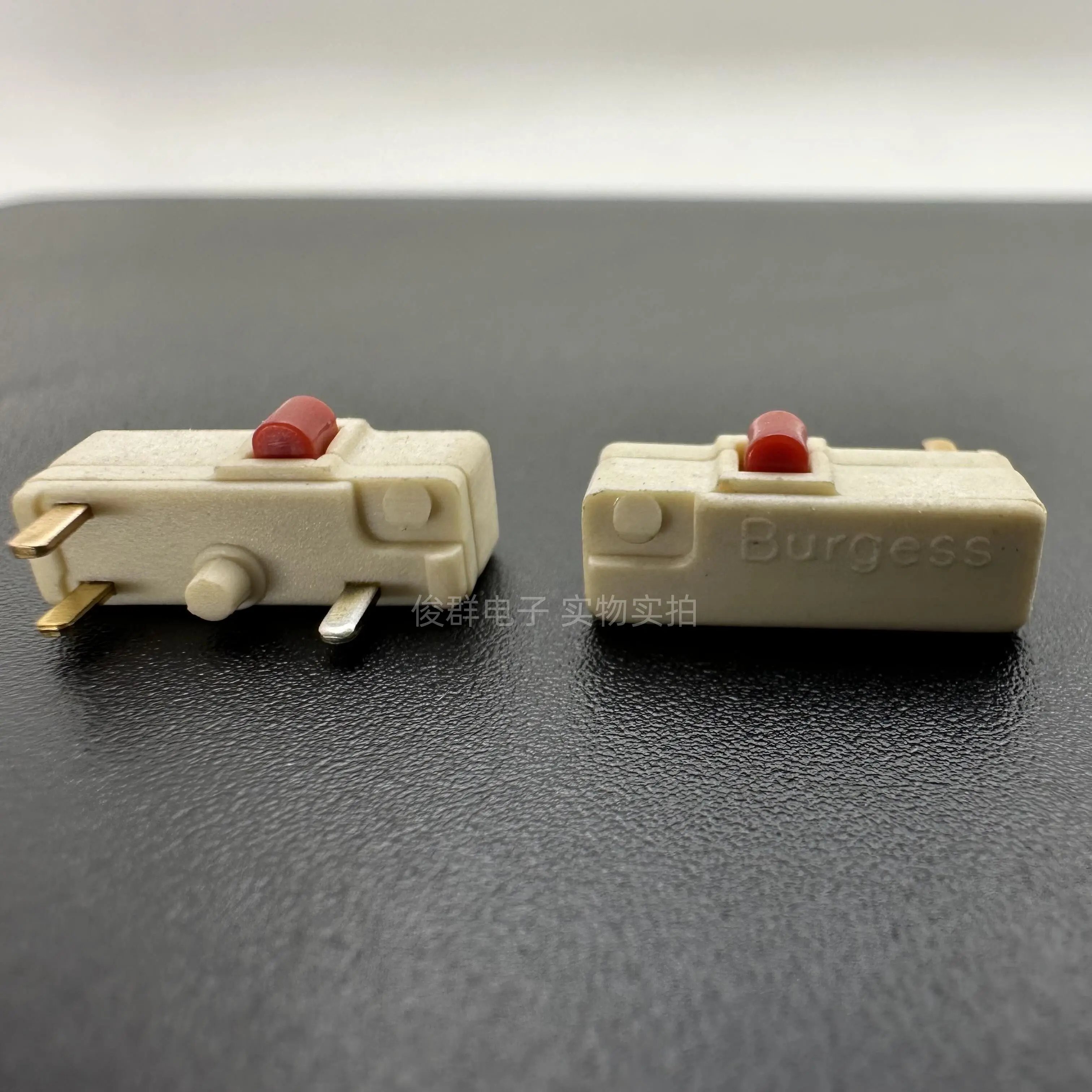 2pcs/ F1T8GP-UL micro switch detection reset medical instrument key red handle
2pcs/ F1T8GP-UL micro switch detection reset medical instrument key red handle