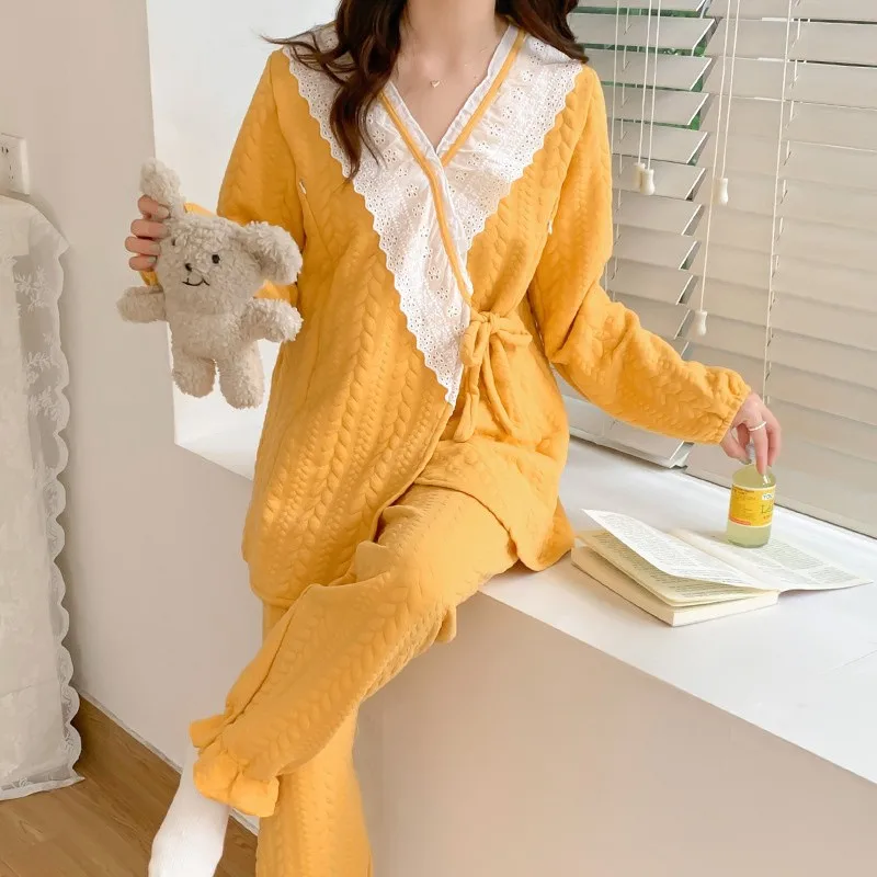 Autumn Winter Thick Maternity Nursing Sleepwear Set Lovely Cotton Padded Lace V Neck Feeding Pajamas Suit Pregnancy Homewear
Autumn Winter Thick Maternity Nursing Sleepwear Set Lovely Cotton Padded Lace V Neck Feeding Pajamas Suit Pregnancy Homewear