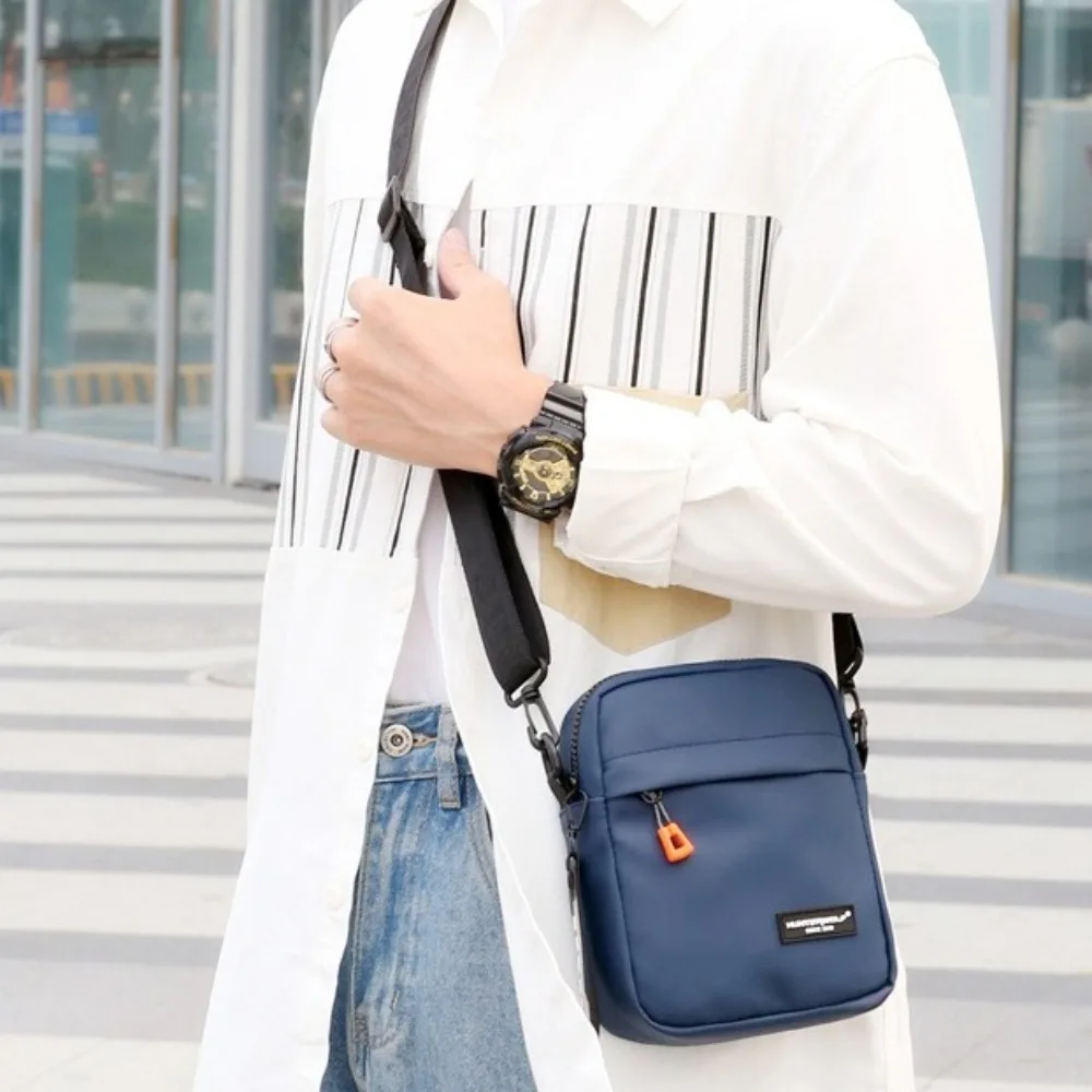 PU Leather Men's Crossbody Bag Japanese Style Large Capacity Shoulder Bag Minimalist Multi Functional Sports Fitness Pouch Work
PU Leather Men's Crossbody Bag Japanese Style Large Capacity Shoulder Bag Minimalist Multi Functional Sports Fitness Pouch Work