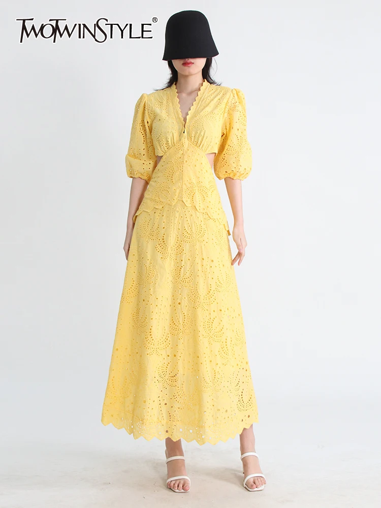 TWOTWINSTYLE Temperament Solid Dresses For Women V Neck Puff Sleeve High Waist Tunic Hollow Out Dress Female Fashion Clothing
TWOTWINSTYLE Temperament Solid Dresses For Women V Neck Puff Sleeve High Waist Tunic Hollow Out Dress Female Fashion Clothing