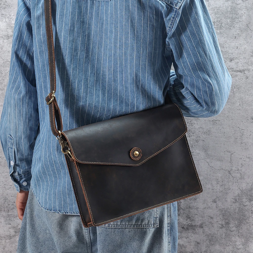 Men Crazy Horse Leather Crossbody Bag Cowhide Retro Shoulder Bag for Men Genuine Leather Mailman Bag
Men Crazy Horse Leather Crossbody Bag Cowhide Retro Shoulder Bag for Men Genuine Leather Mailman Bag