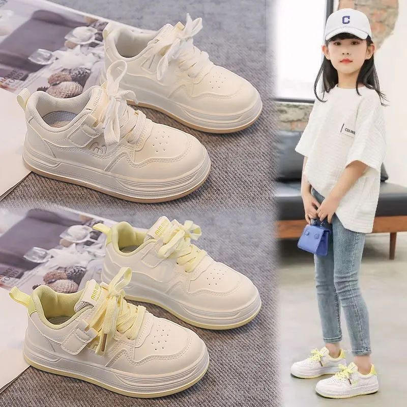 Модные и популярные повседневные кроссовки для девочек 2025 года, новые осенние прогулочные туфли на мягкой подошве, простая и удобная детская обувь
Модные и популярные повседневные кроссовки для девочек 2025 года, новые осенние прогулочные туфли на мягкой подошве, простая и удобная детская обувь