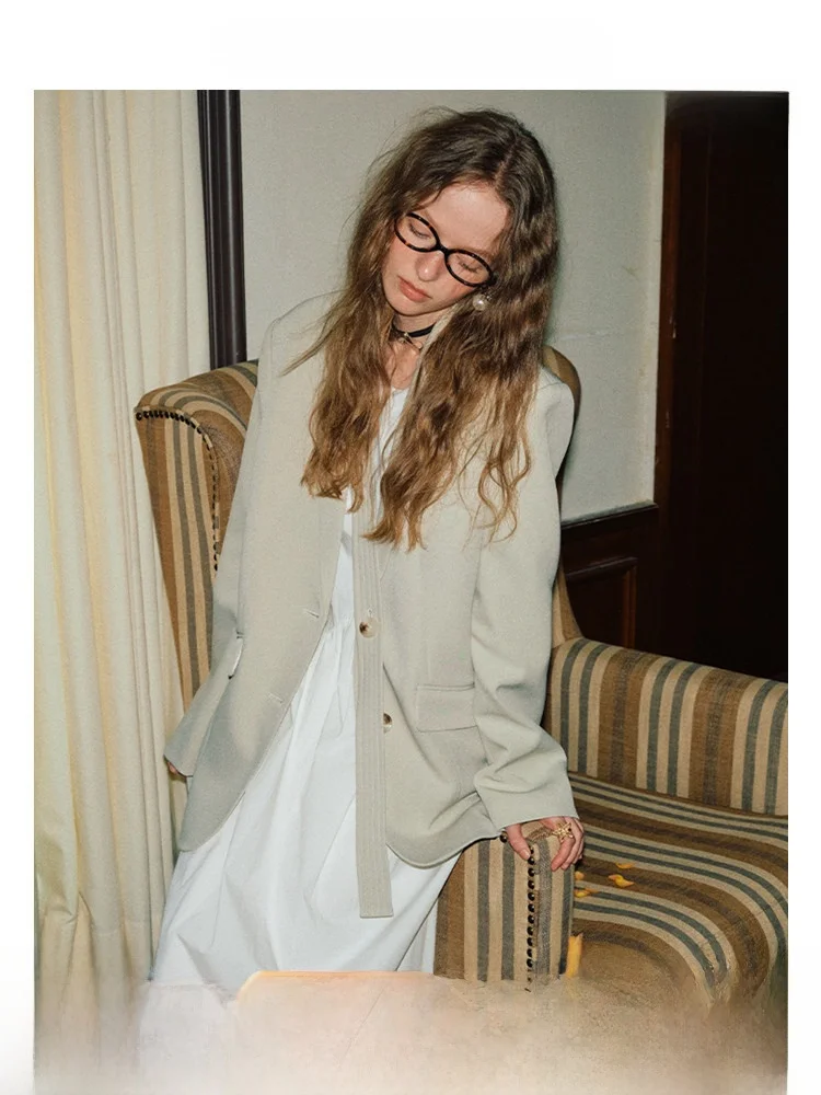 VEGA CHANG Women's Suit Spring 2026 Tailored Waist Cinching Briti Sle Jaet Casual Commute Sle Long Sve Button ket
VEGA CHANG Women's Suit Spring 2026 Tailored Waist Cinching Briti Sle Jaet Casual Commute Sle Long Sve Button ket