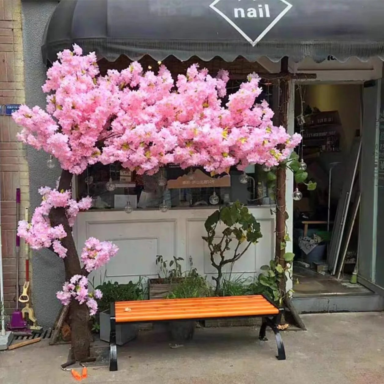 Simulation peach tree fake tree large plant cherry blossom plum blossom wishing tree wedding outdoor event party decoration
Simulation peach tree fake tree large plant cherry blossom plum blossom wishing tree wedding outdoor event party decoration