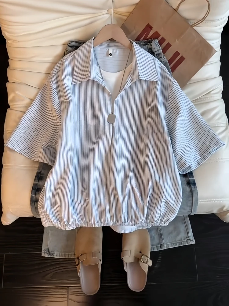 Blue Striped Short Sleeve Ice Silk Men's Summer Shirt Cool Feeling Half Sleeve American Lazy Style Seven-Foot Loose Fit Casua...
Blue Striped Short Sleeve Ice Silk Men's Summer Shirt Cool Feeling Half Sleeve American Lazy Style Seven-Foot Loose Fit Casua...