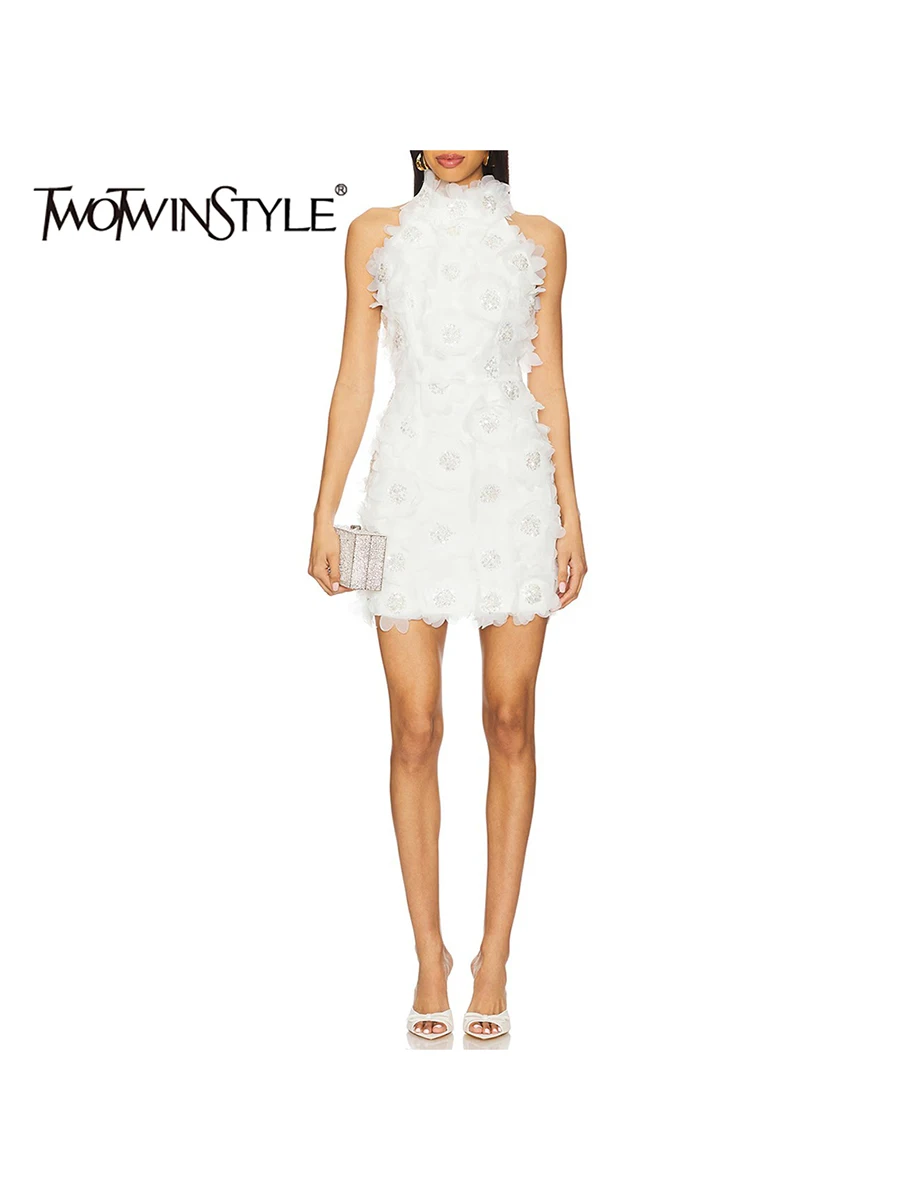 TWOTWINSTYLE Solid Spliced 3D Flower Elegant Dresses for Women Halter Sleeveless Patchwork Sequins Fashion Mini Dress Female New
TWOTWINSTYLE Solid Spliced 3D Flower Elegant Dresses for Women Halter Sleeveless Patchwork Sequins Fashion Mini Dress Female New