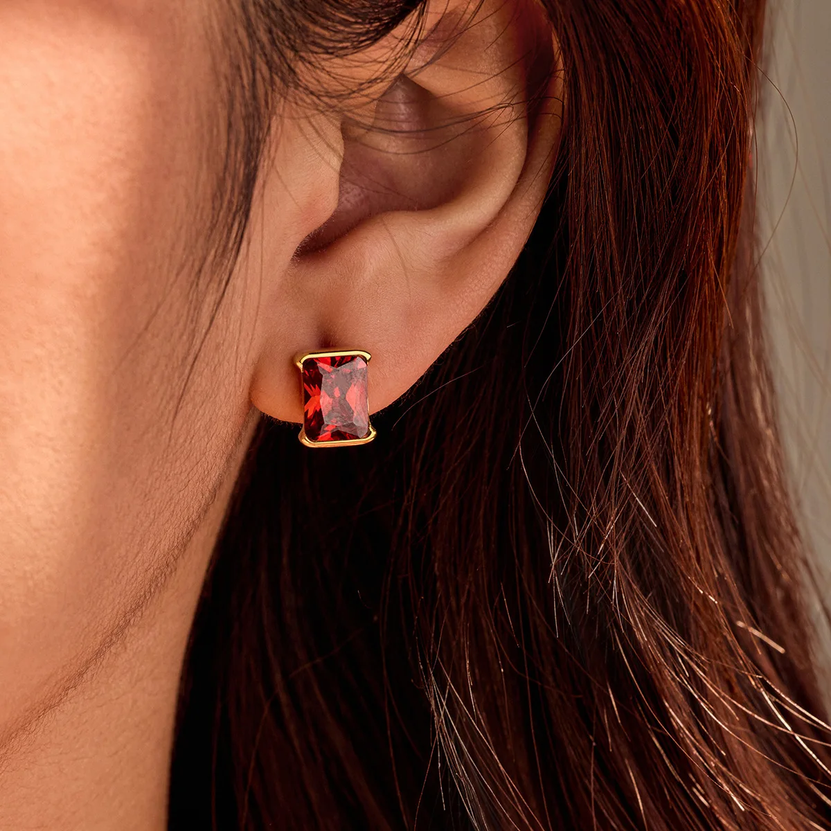 European American Fashion Gold Color Square Color Zircon Stainless Steel Earrings For Women Simple Creative Jewelry Gifts
European American Fashion Gold Color Square Color Zircon Stainless Steel Earrings For Women Simple Creative Jewelry Gifts