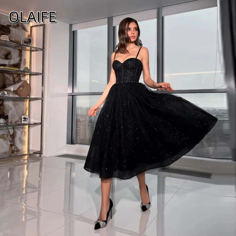 Glamorous Spaghetti Straps Sleeveless Tulle Sparkly Beaded Women Party Dress Customized Backless A-line Tea Length Cocktail Gown
Glamorous Spaghetti Straps Sleeveless Tulle Sparkly Beaded Women Party Dress Customized Backless A-line Tea Length Cocktail Gown