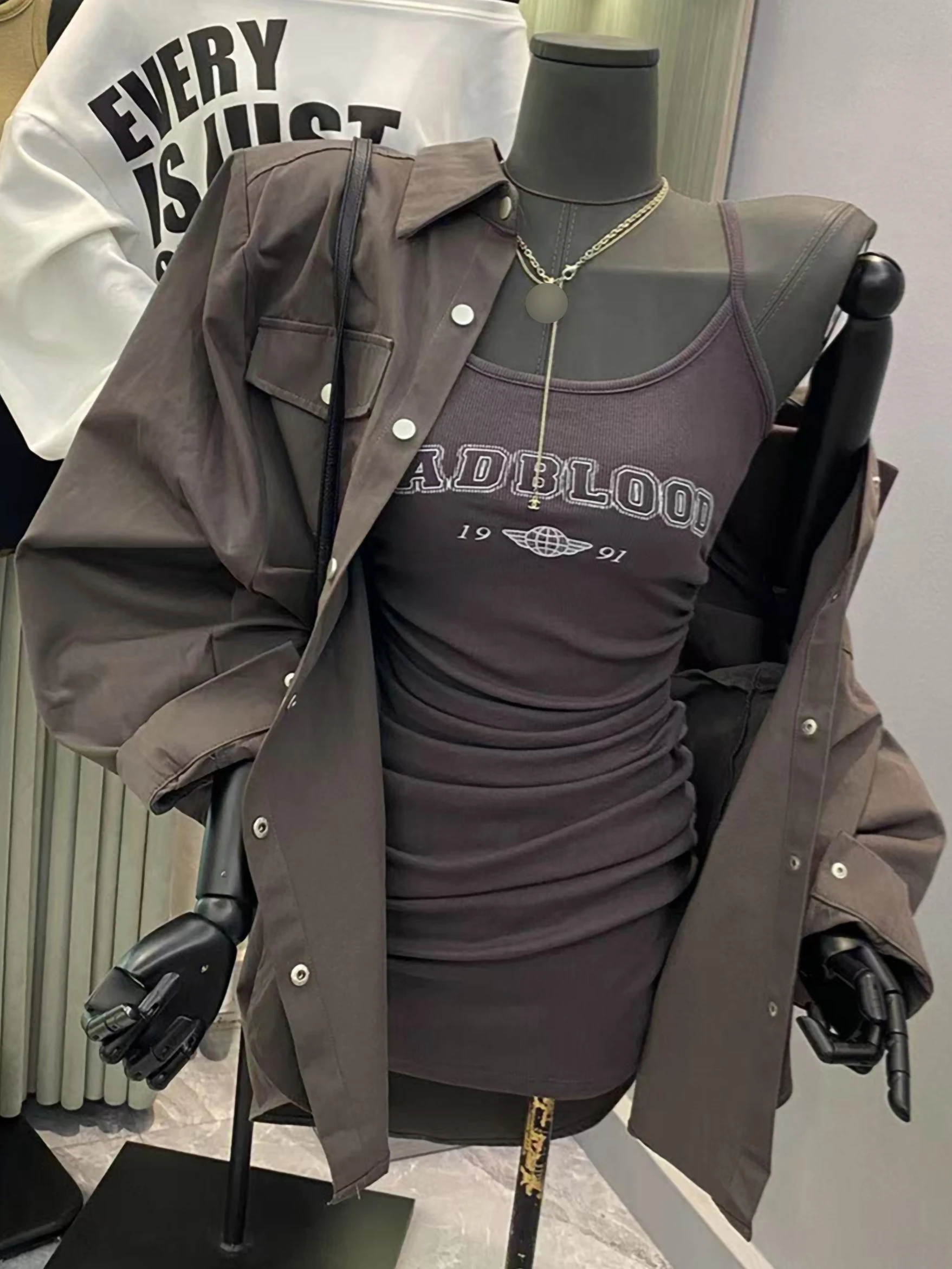 Autumn New Style Pure Desire Spicy Girl Slimming Short Skirt Dress Women's Long Sleeve Shirt Two Piece Set Fashionable Casual...
Autumn New Style Pure Desire Spicy Girl Slimming Short Skirt Dress Women's Long Sleeve Shirt Two Piece Set Fashionable Casual...