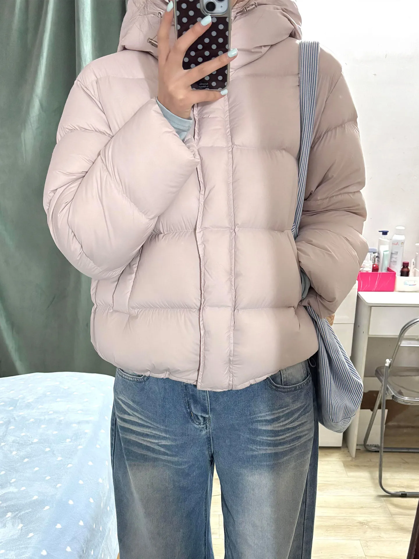 Розовый, фиолетовый или пуховик Jaet, женское зимнее теплое пушистое пальто с хлебом, повседневное свободное пальто из полиэфирного волокна, пуховое пальто
Розовый, фиолетовый или пуховик Jaet, женское зимнее теплое пушистое пальто с хлебом, повседневное свободное пальто из полиэфирного волокна, пуховое пальто